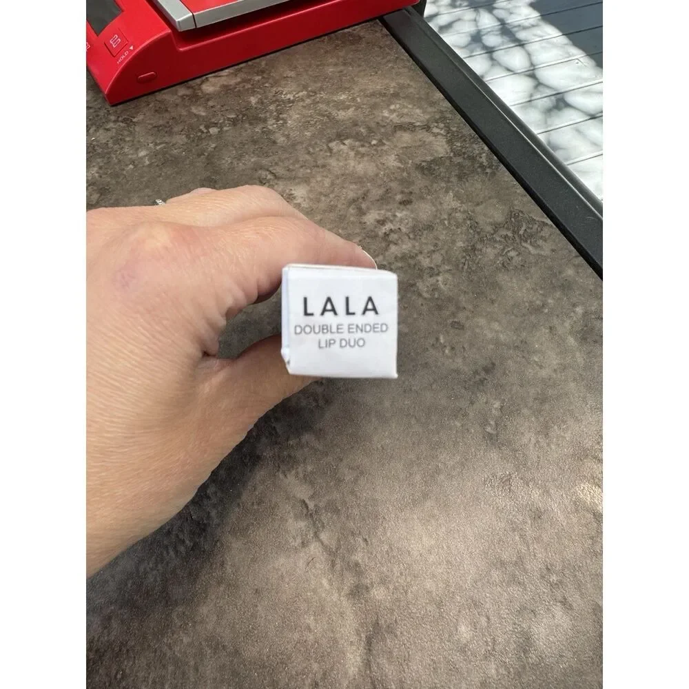 Give Them Lala Beauty Double Dual Ended Lip Duo, Birthday Suit, 5.2ml BNIB‎